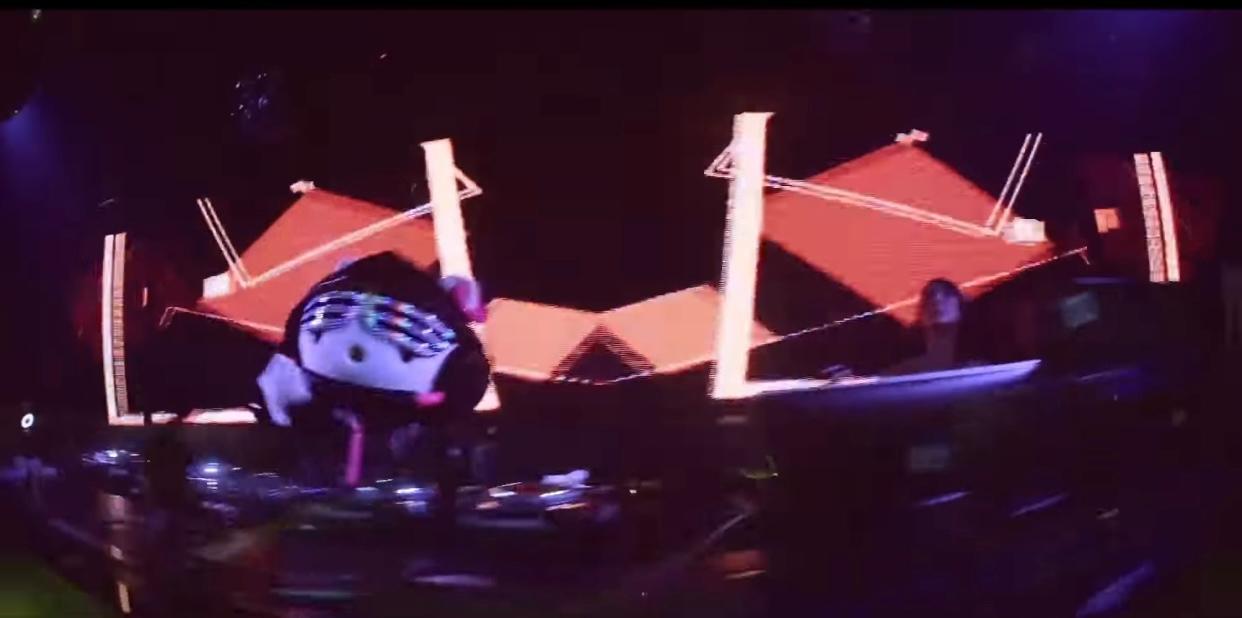 DJ Hello Kitty從日本飛來香港,為Alan Walker巡演香港站擔任暖場嘉賓。