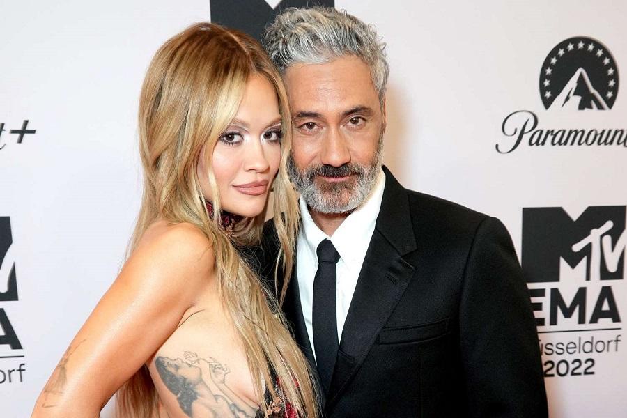 Rita Ora在新歌推出當日,證實已嫁Taika Waititi。