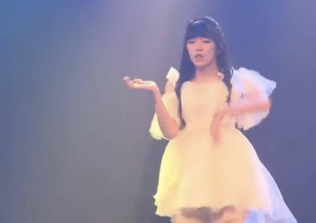 首次舞台公演照明顯出事