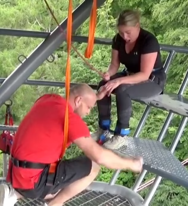 點知跌咗隻戒指!(互聯網)