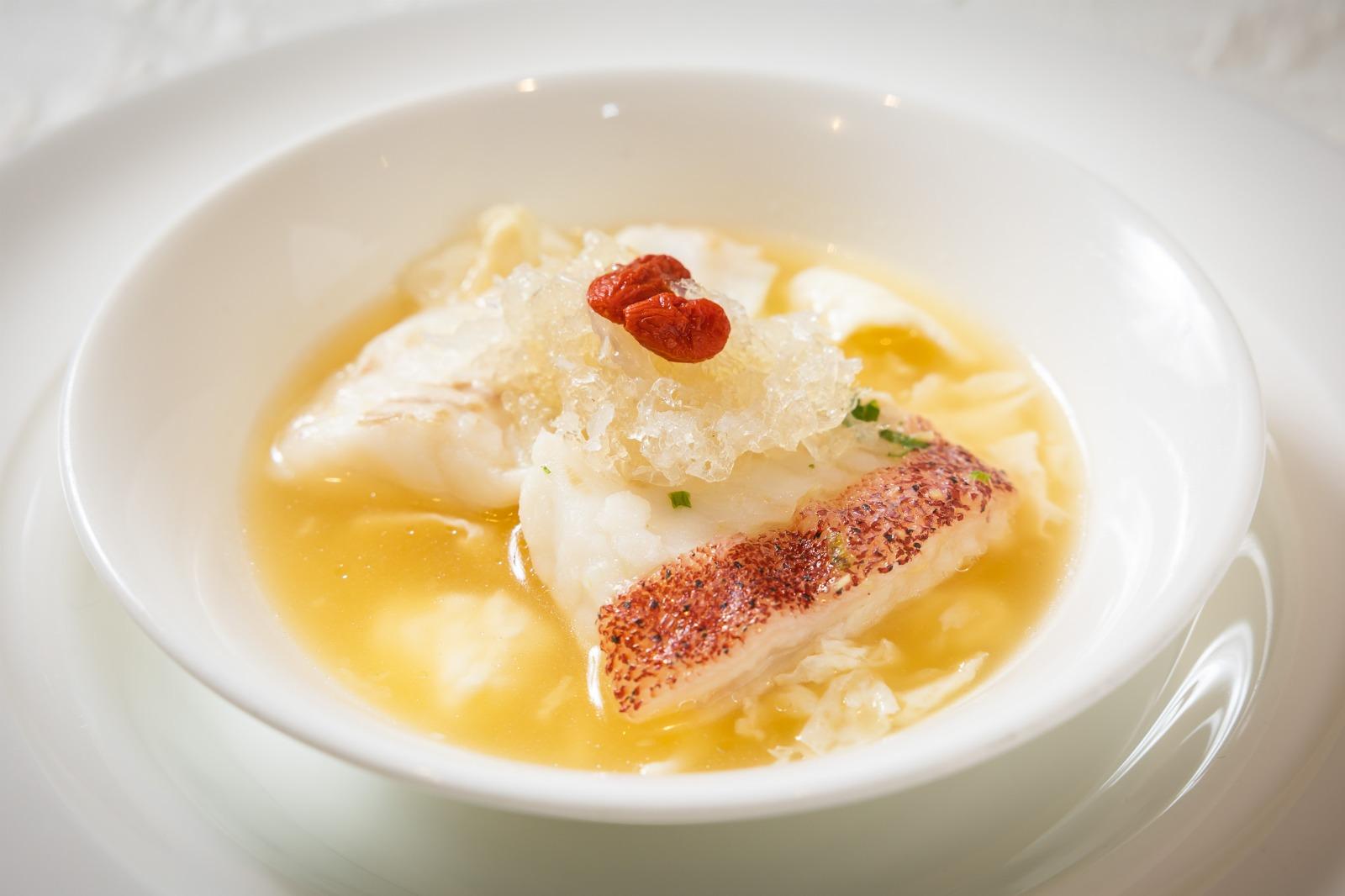 得獎菜式燕窩水晶魚皇。(恒生圖片)