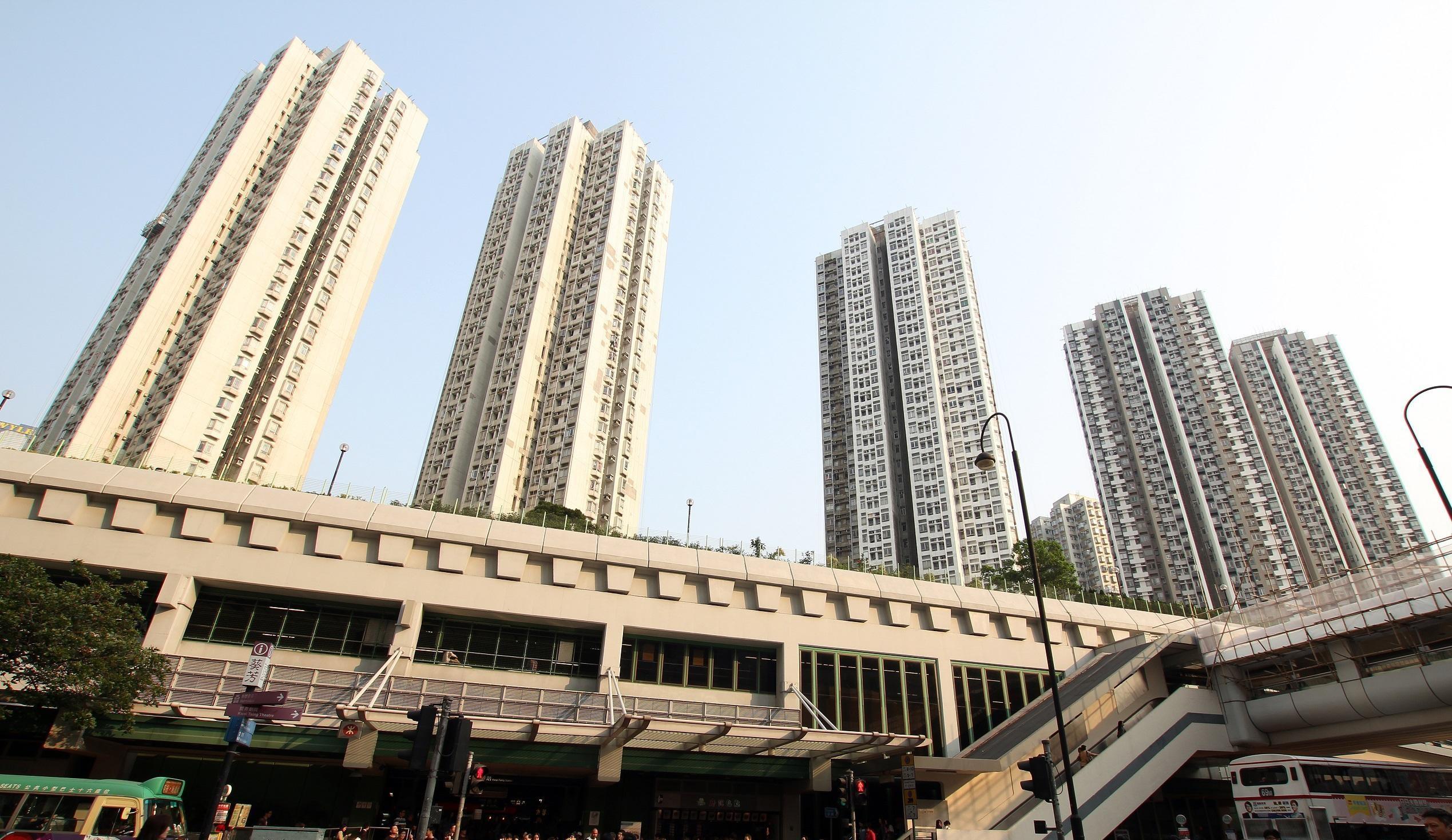 新葵芳花園兩房放盤僅半日,即獲由國內回流的客人以633萬元承接。(資料圖片)