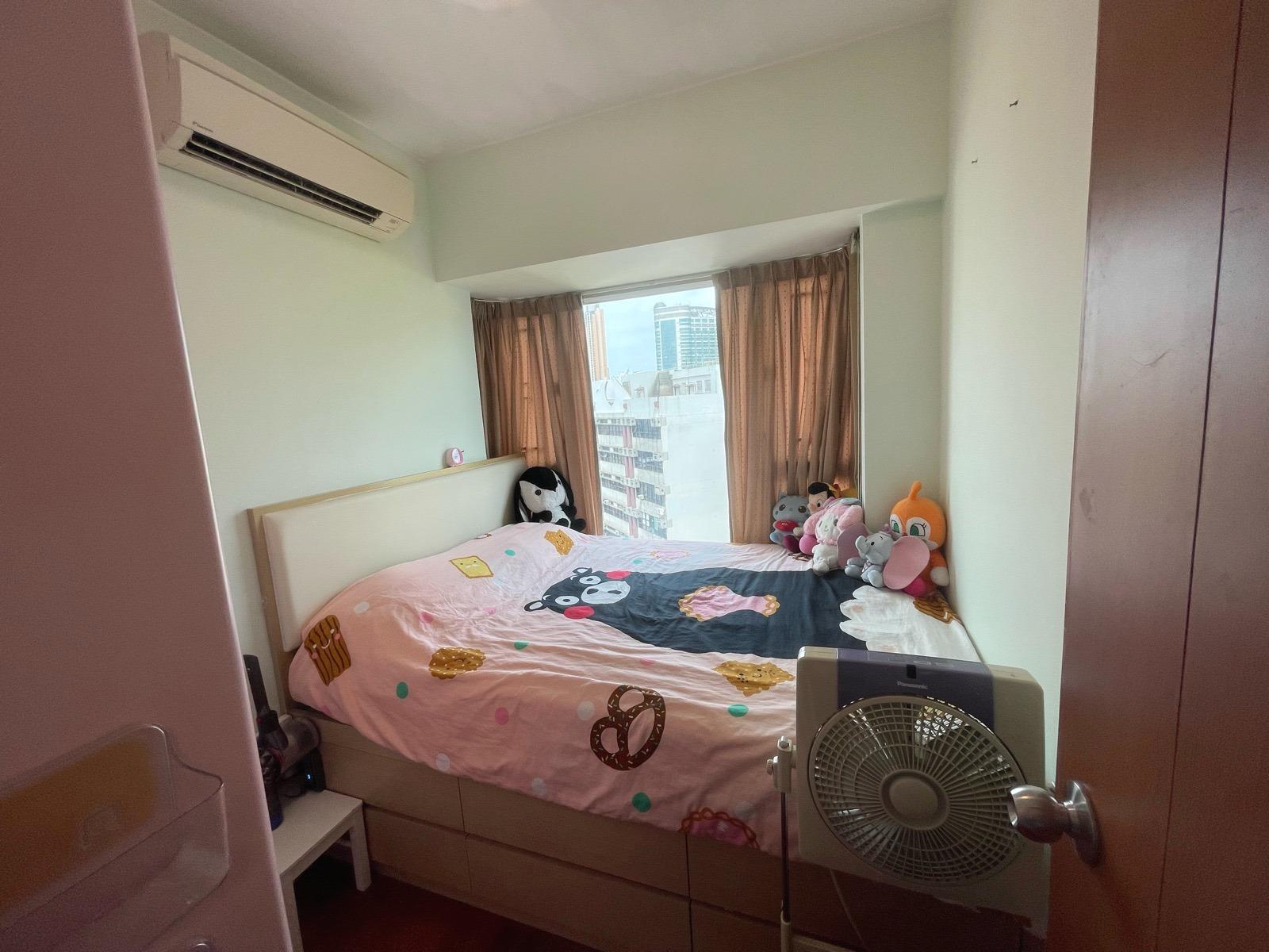 主人房間隔尚算闊落,外望開揚樓景。