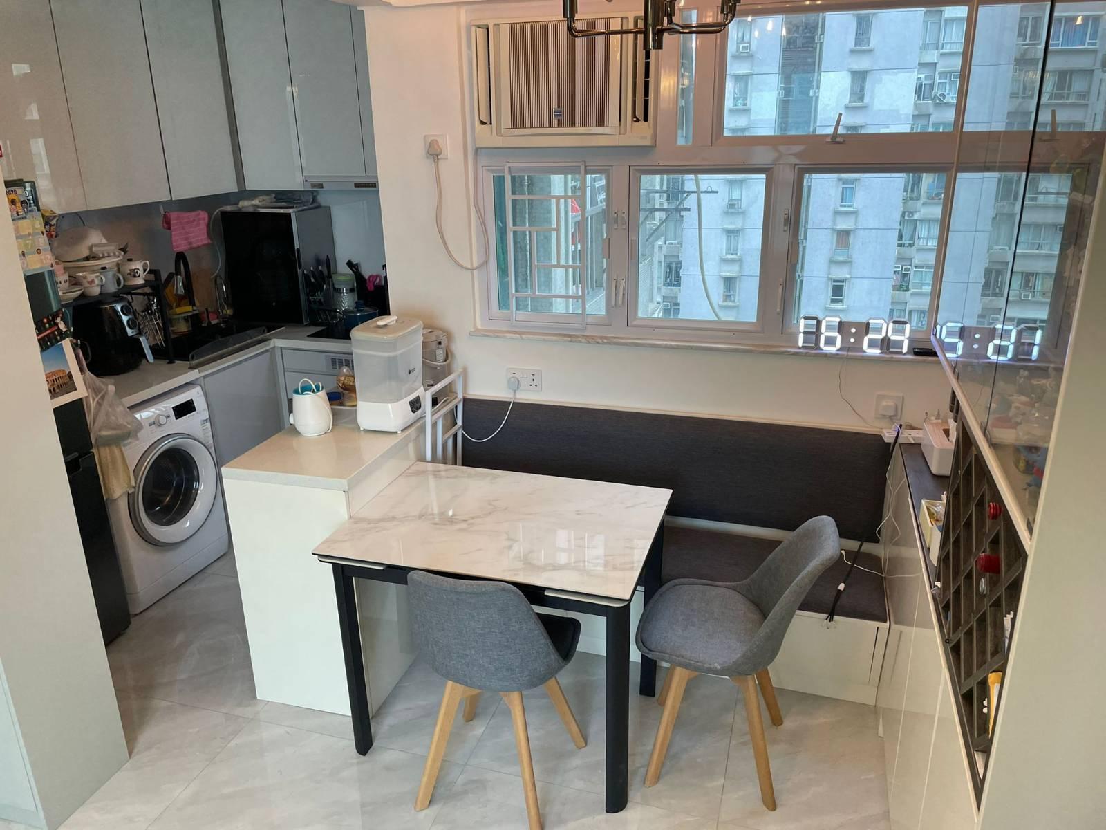 廚房採開放式設計。