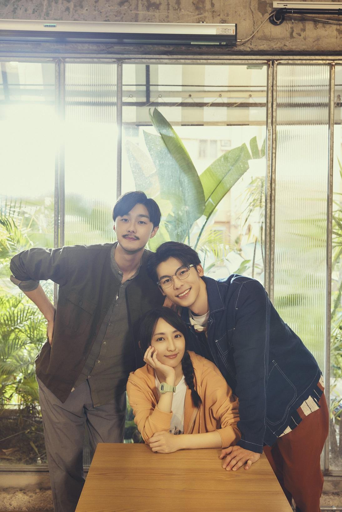 施柏宇特地留鬍子演電影版《想見你》的莫俊傑。(林俊源攝)