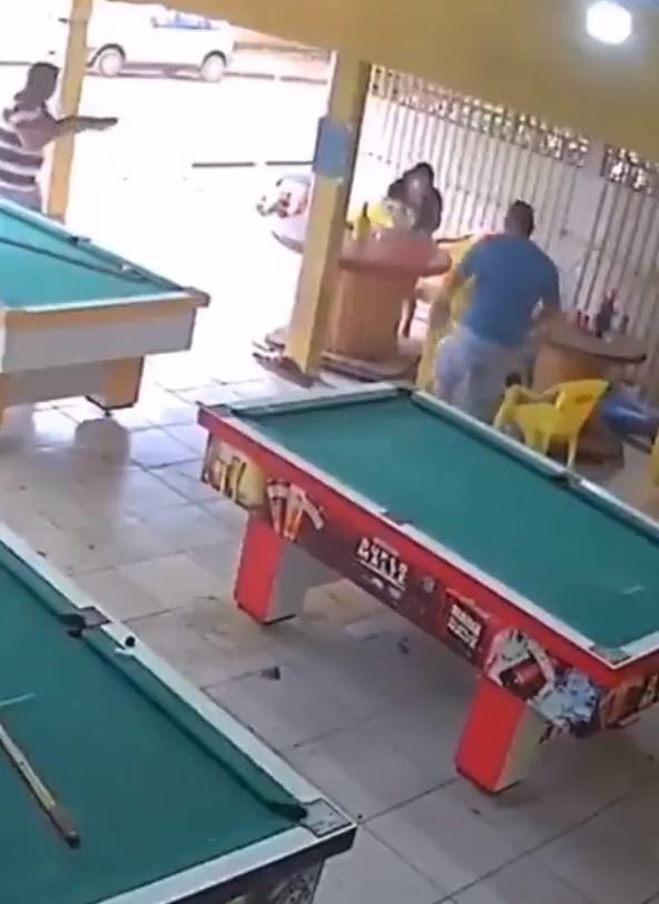 7名死者中6人屬無辜民眾。(Twitter)