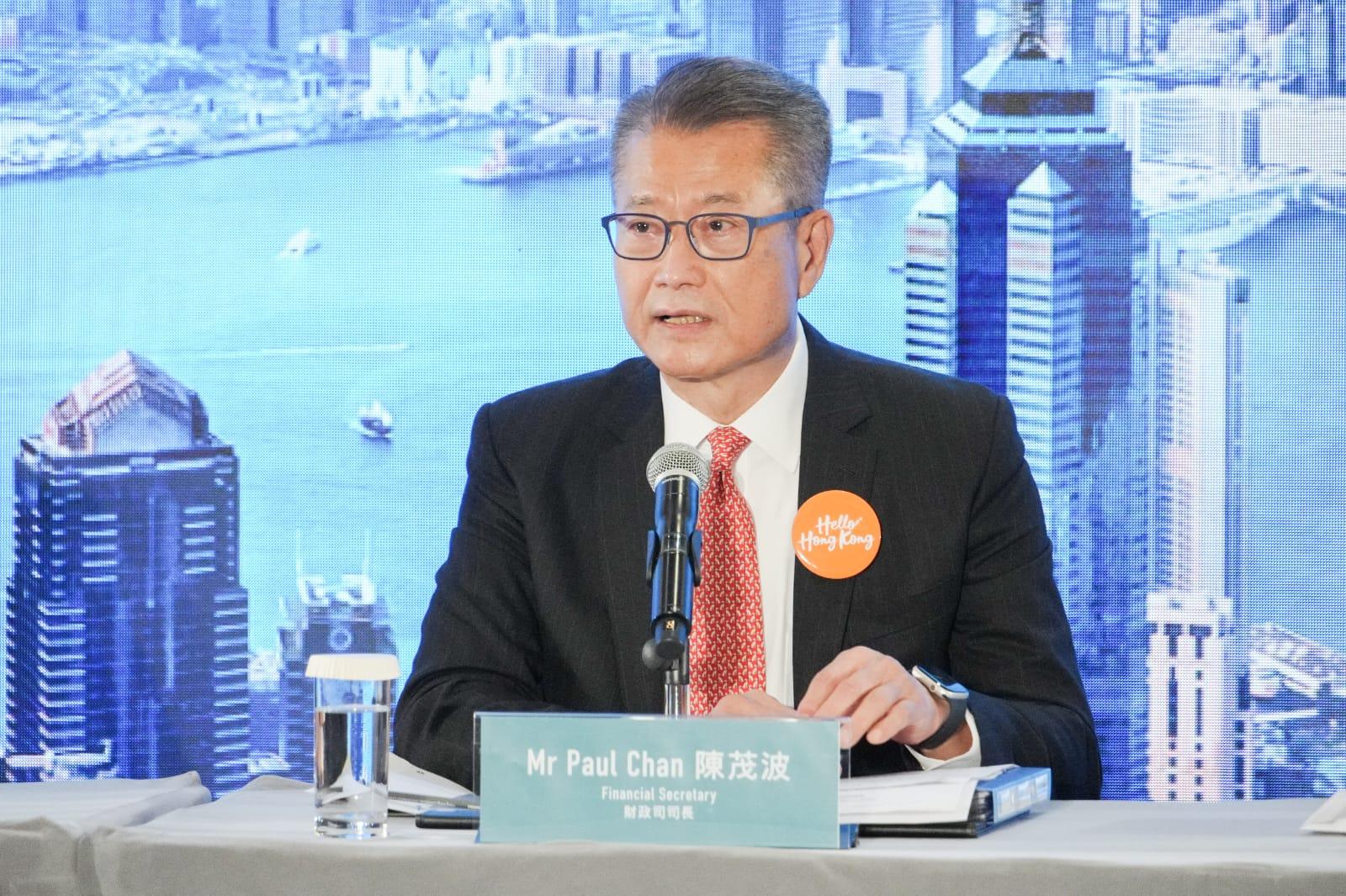 陳茂波稱,希望香港不止回復至疫前水平,還要銳變至新階段。(李睿哲攝)