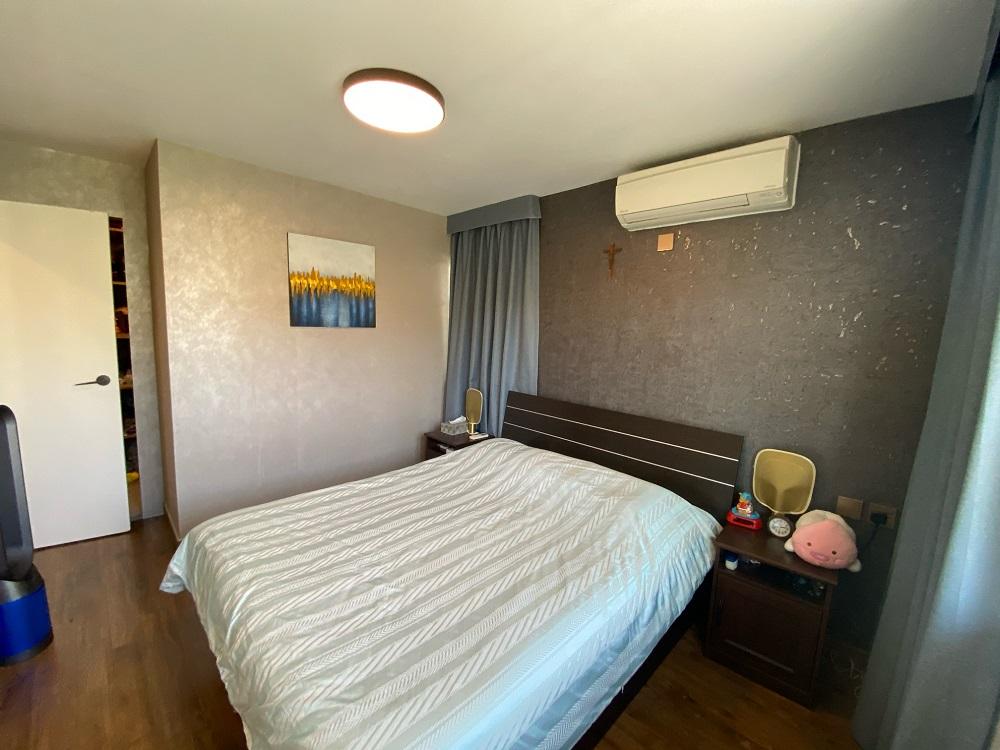 主人套房可三邊下床。