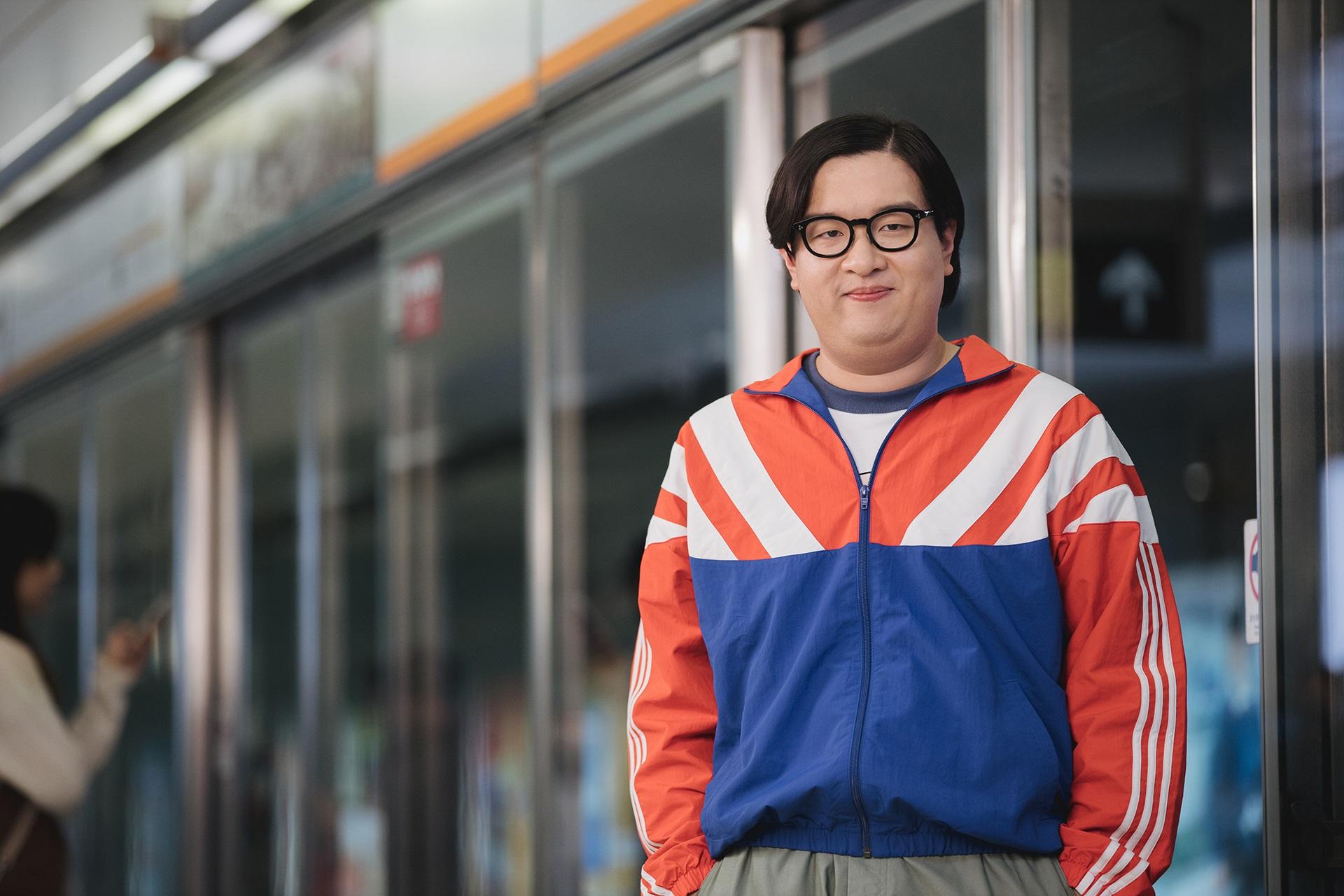 肥腸搭港鐡無懼被認出,更會主動邀請合照。