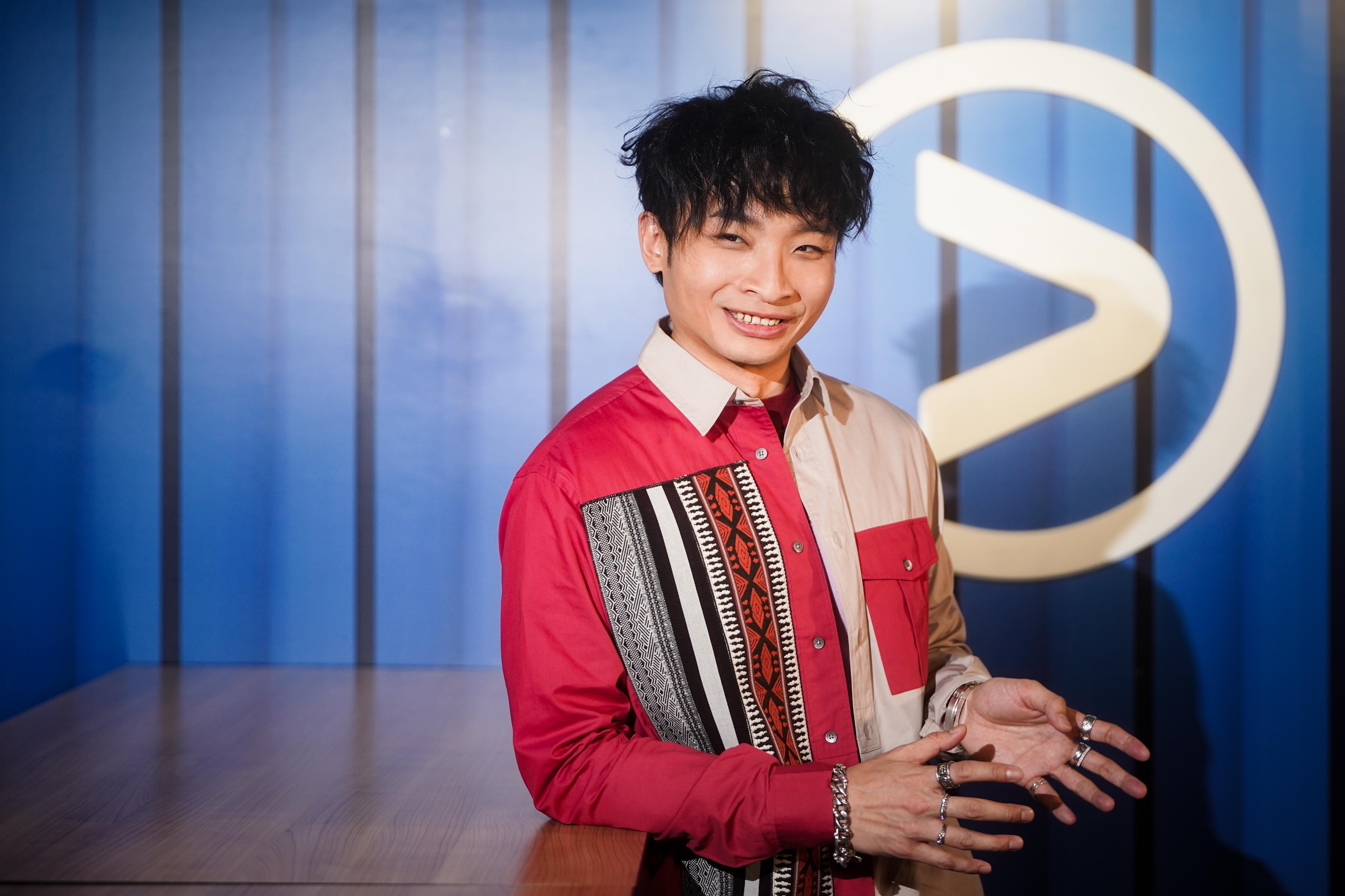 Dee自爆曾為賺錢做傳鎖,最後得不償失。(李睿哲攝)