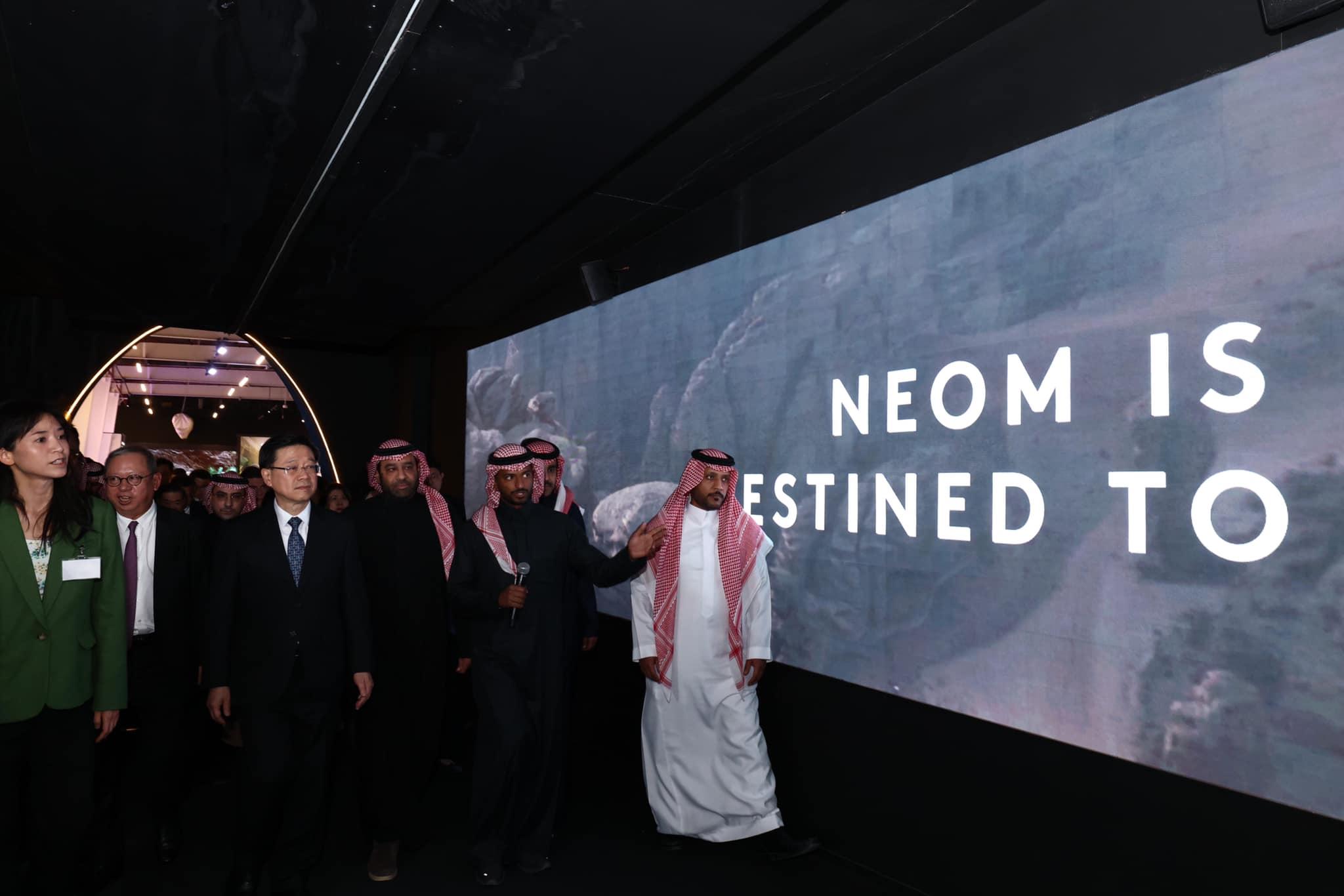 沙特訪問團,李家超力邀沙特阿美到港上市。(李家超FB)