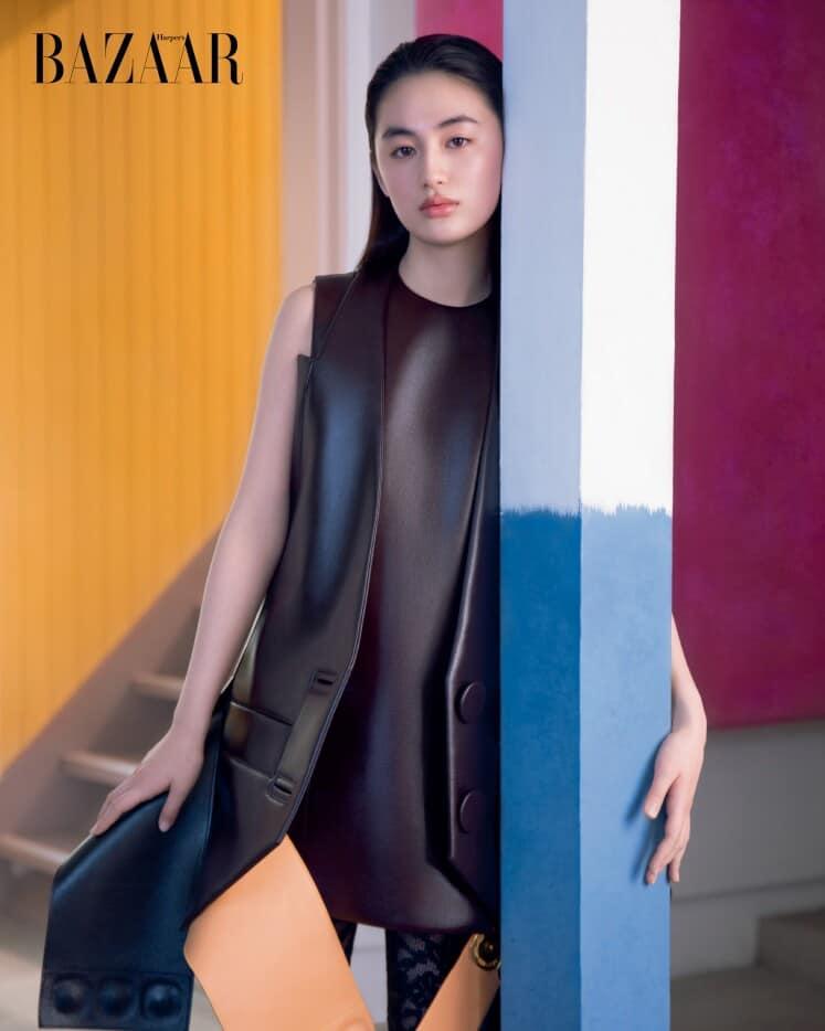 八木莉可子自爆最近收集粉紅色和透明的石頭。