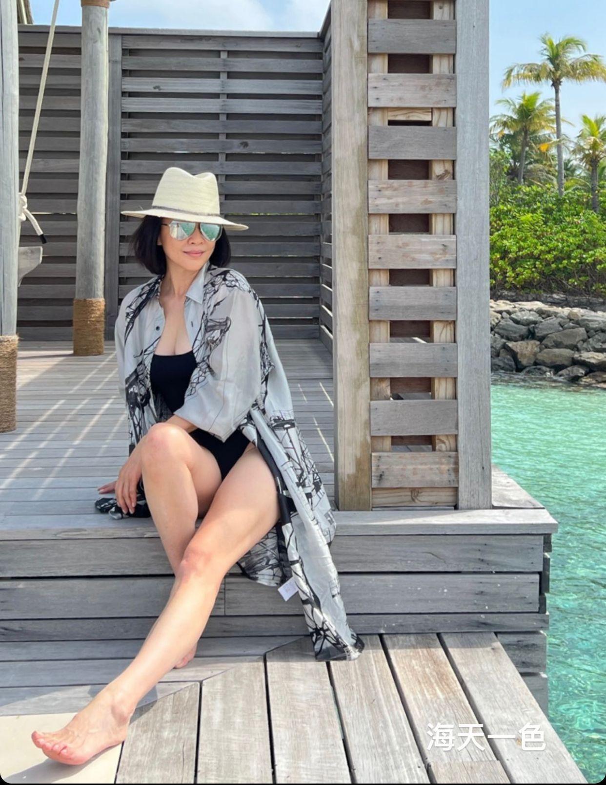 劉嘉玲到馬爾代夫度假。