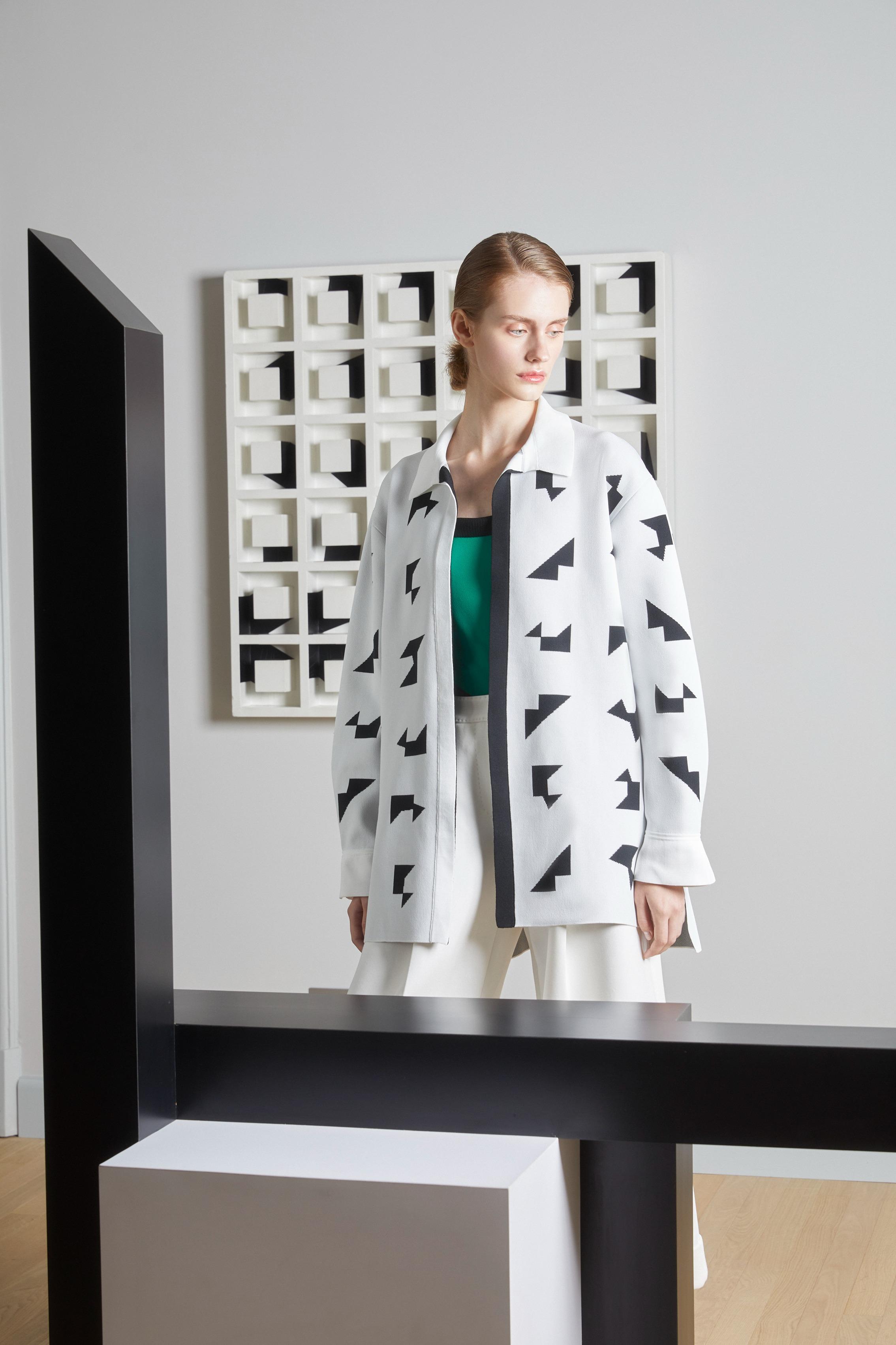 ANTEPRIMA跨界聯乘意大利建築師Marcello Morandini。