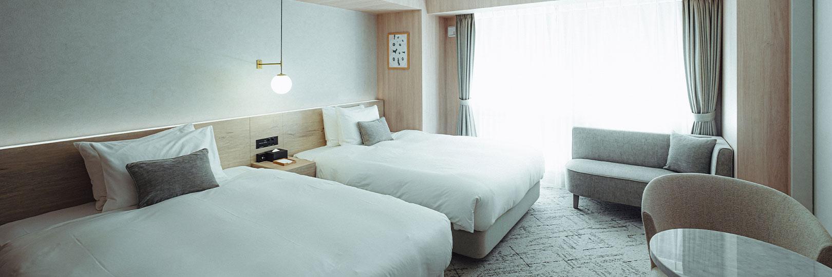 HOTEL THE LEBEN大阪酒店以簡約素色風為主。