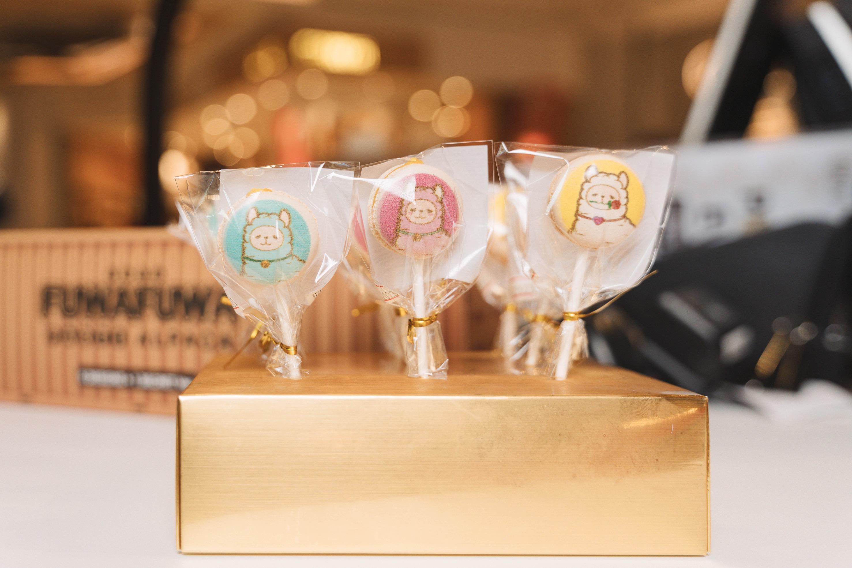 FUWA FUWA馬卡龍:粉紅、粉藍和純白三色的馬卡龍造型可愛。$28