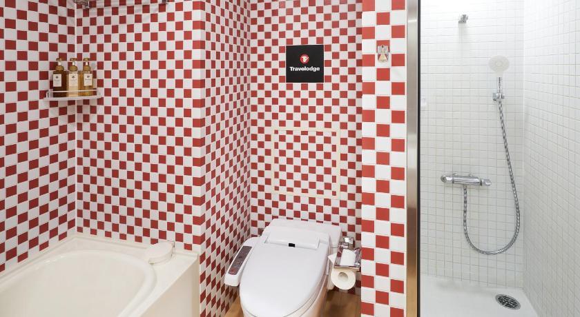 廁所非常有格調。