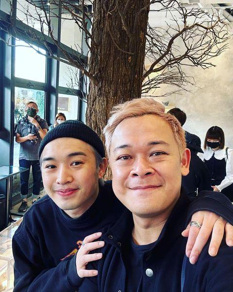 梁祖堯獲Jer邀出席開幕禮,當然要跟「柳闆」合照。