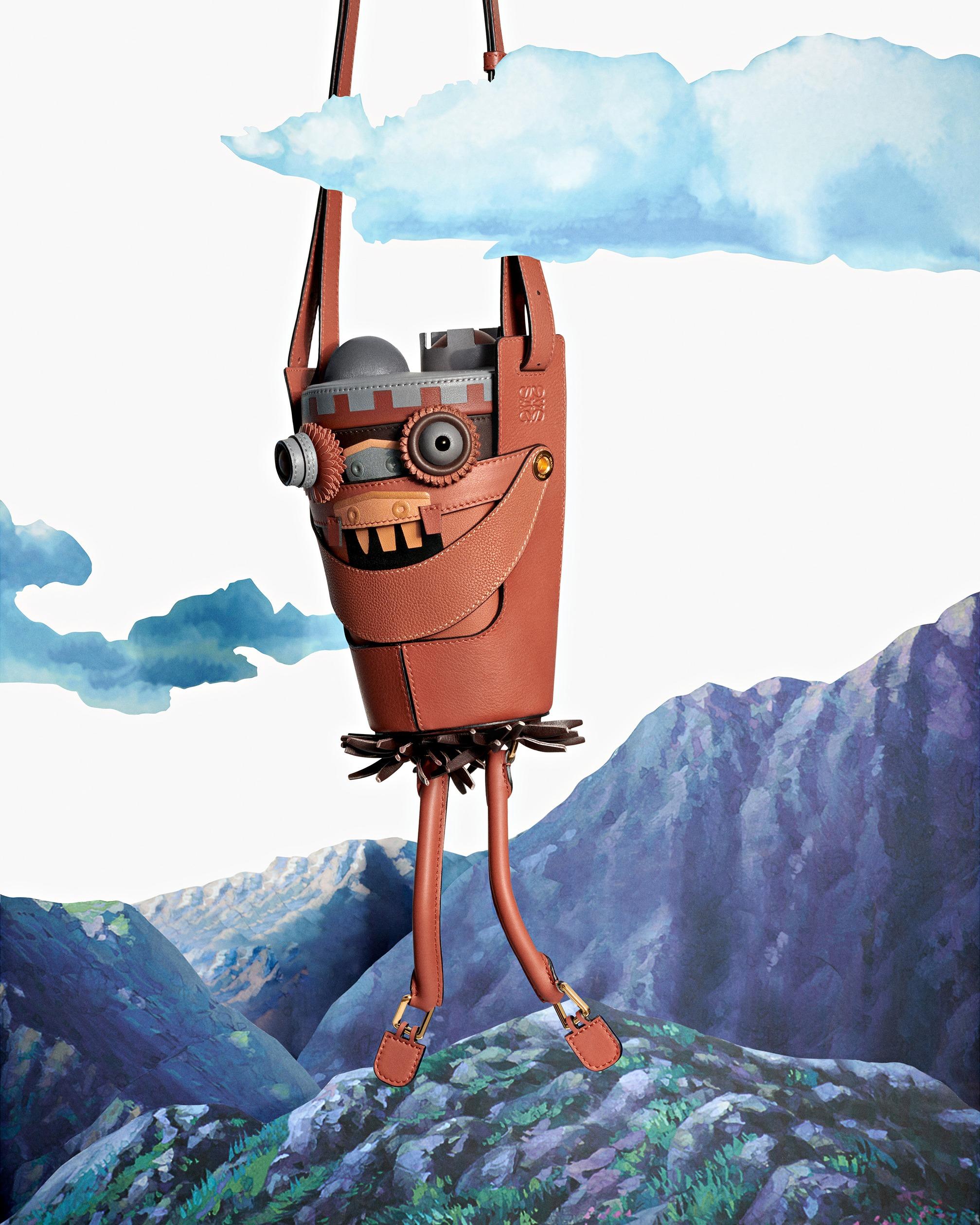 LOEWE x《哈爾移動城堡》系列