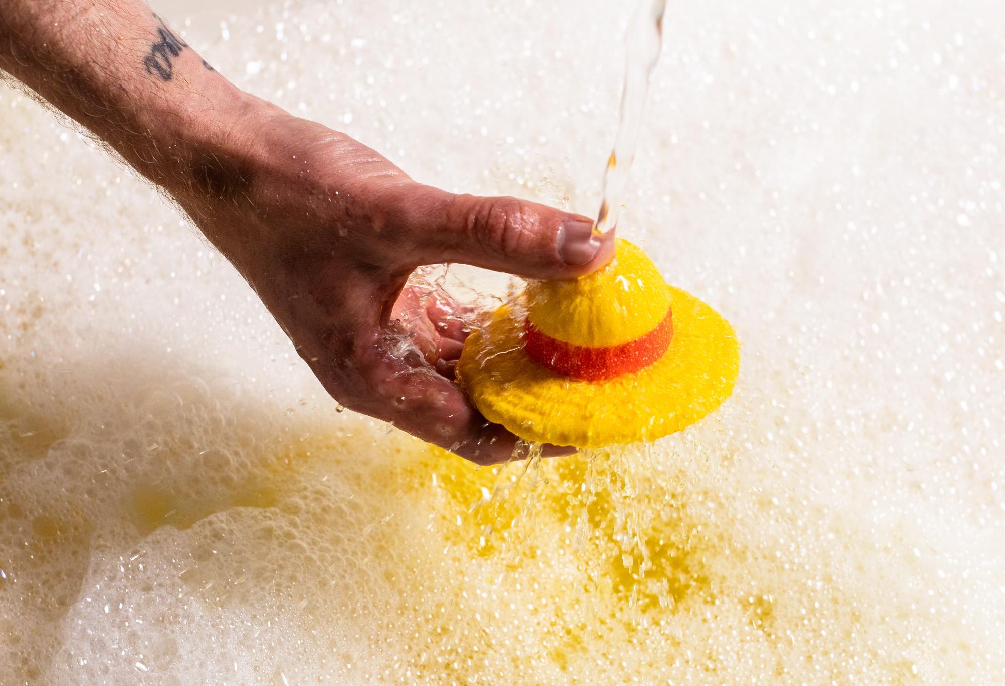 Lush x ONE PIECE海賊王限定系列|草帽泡泡浴芭 Straw Hat Reusable Bubble Bar $150