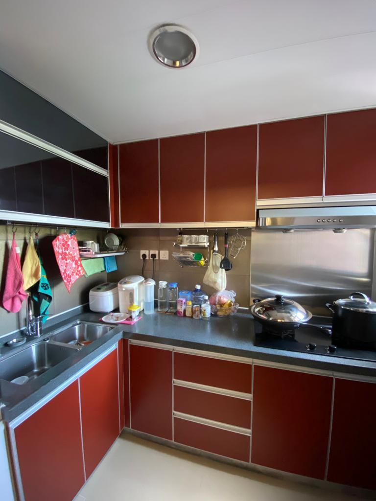 廚房配套亦頗新淨。(代理提供)