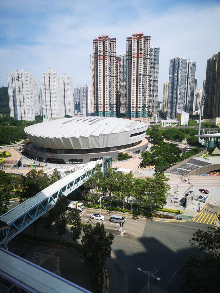 單位望將軍澳單車館公園景,景致開揚無阻。(代理提供)