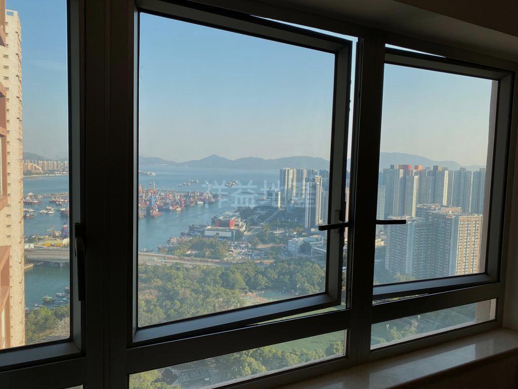 單位望單邊全海景,屬屋苑一線景觀。(代理提供)