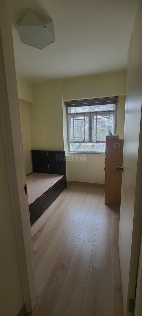 無窗台位的間隔設計,實用又易擺位。(代理提供)