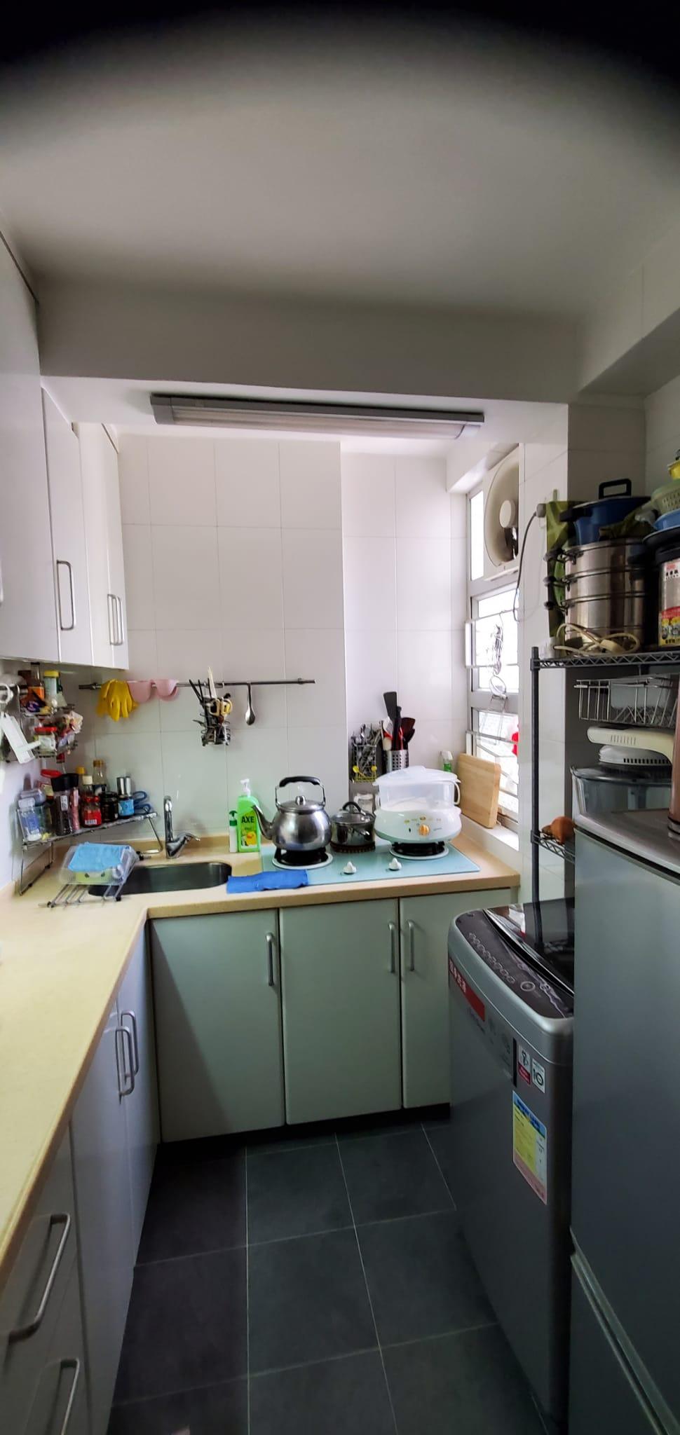 廚房企理新淨,空間闊落。(代理提供)