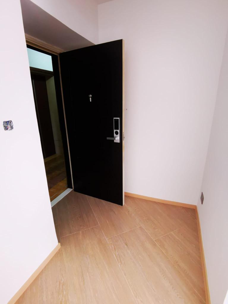 其中一個睡房,裝修簇新。(代理提供)