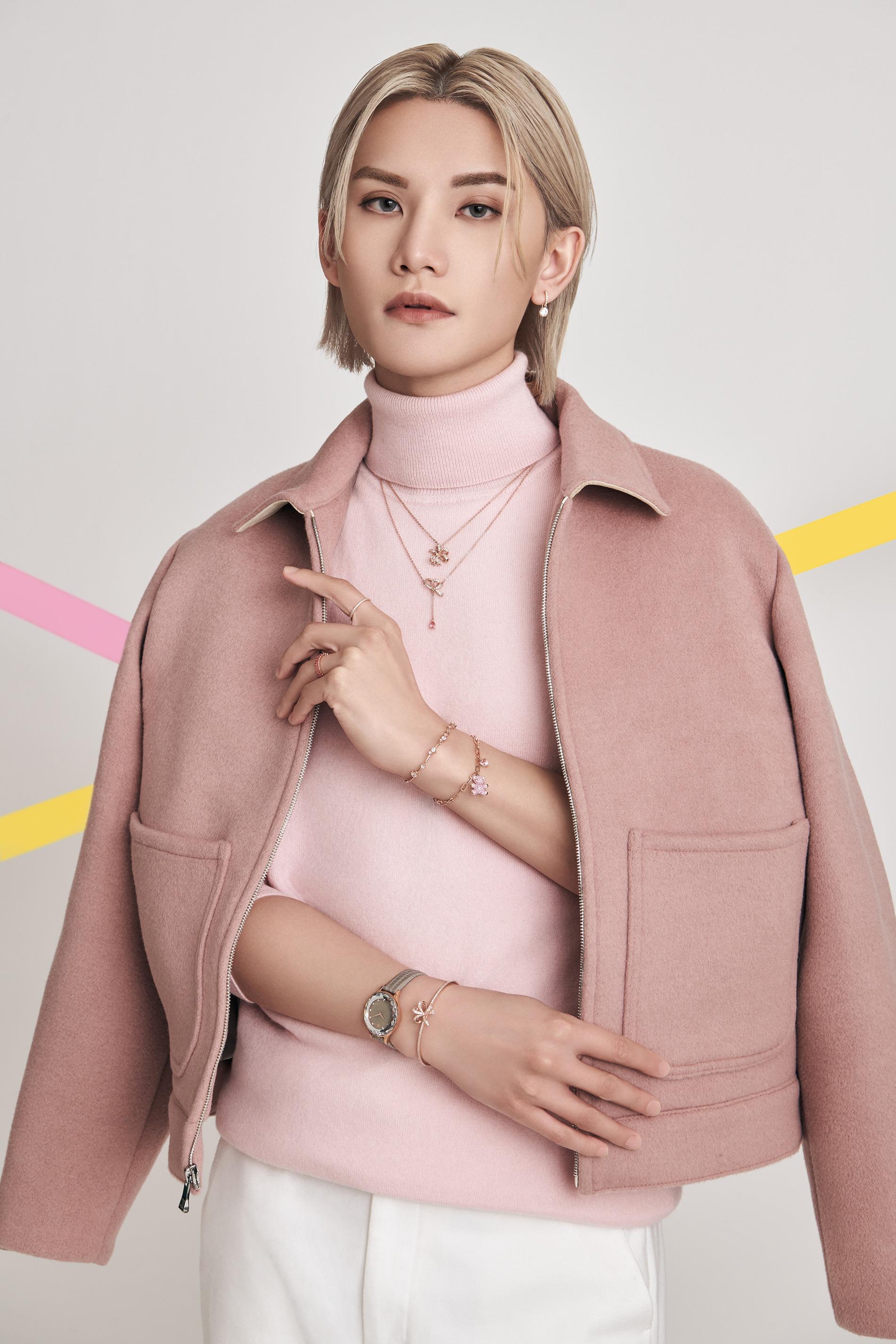 情人節禮物推介2023|SWAROVSKI今年邀請Jeremy演繹多款情人節首飾。