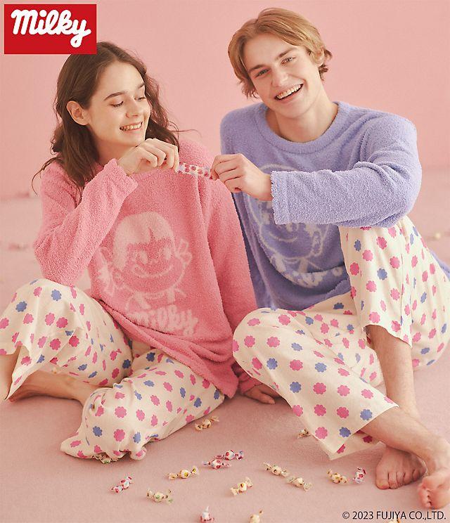 PJ x Milky Pajama($500):粉紅色為牛奶妹Peko、粉藍色為牛奶仔Poko圖樣。睡衣版型鬆身較中性化男女皆宜,設有男女尺碼,可以與另一半在家著情侶裝。