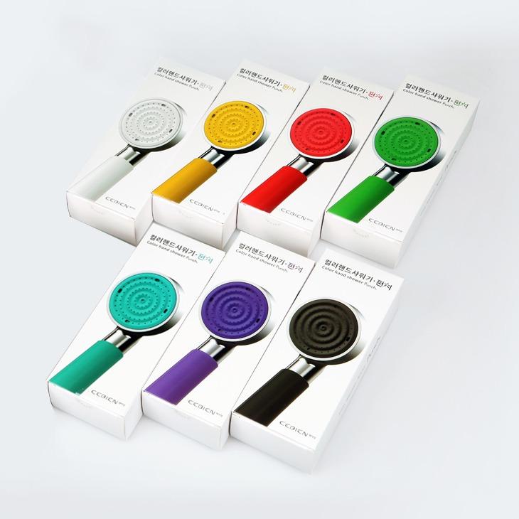 PUNCH矽膠花灑頭配有多色選擇,採用矽膠質料十分親膚,而且環保耐用。特價$59.9 (原價$85.9)