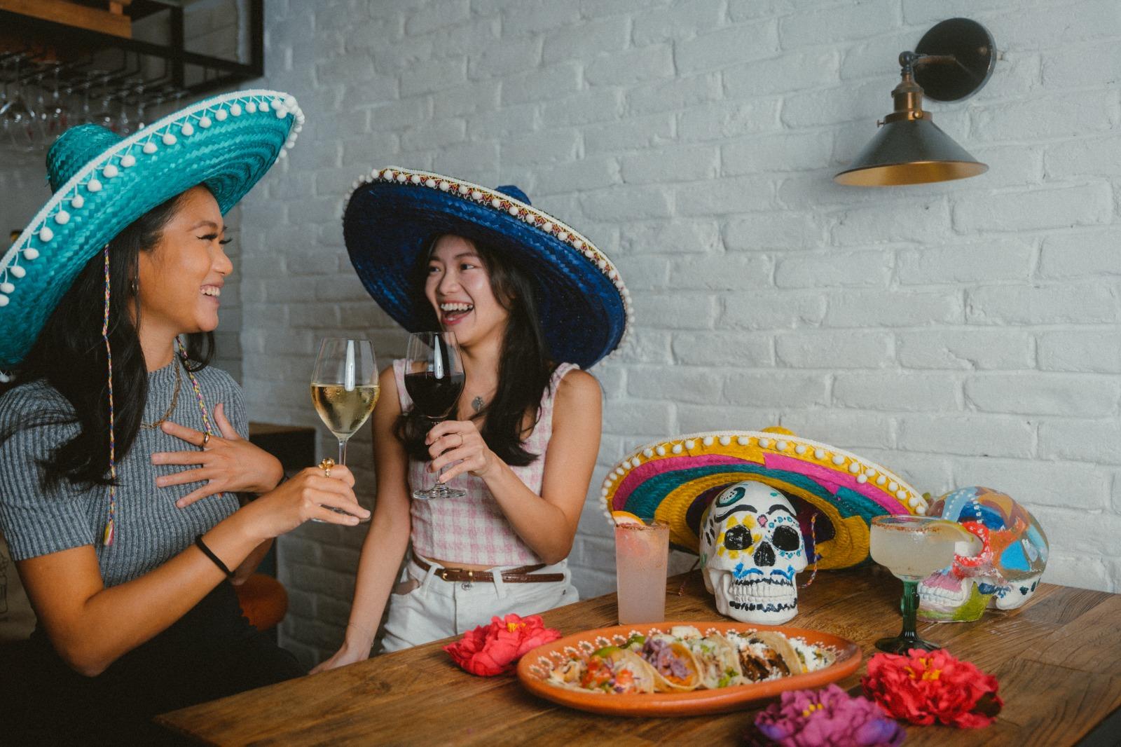 墨西哥餐廳Te Quiero Mucho於情人節推出無限暢飲晚餐,讓單身人士 能盡情狂歡。