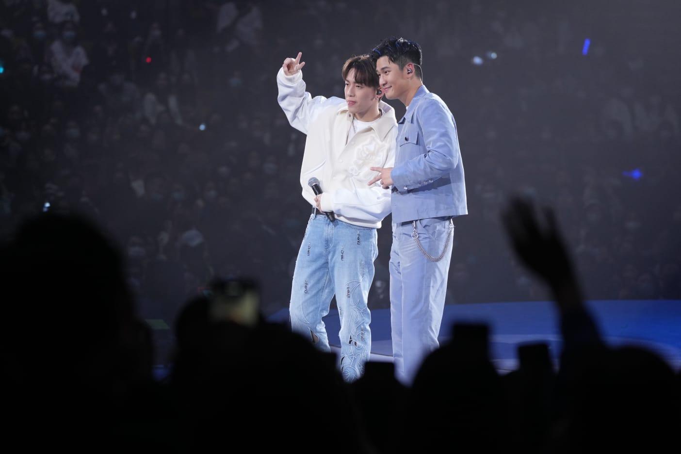 周興哲演唱會尾場請來MC天賦擔任嘉賓。(陳奕釗攝)