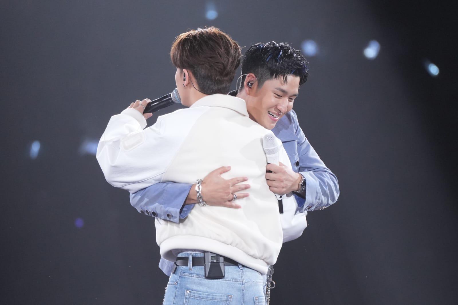 周興哲演唱會尾場請來MC天賦擔任嘉賓。(陳奕釗攝)