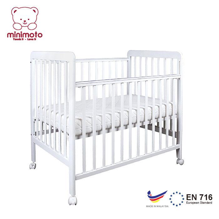 Minimoto 細船木嬰兒床 (白色/木色) │原價:$2,099 特價:$1,679 (送Minimoto面巾3件裝(50cmx25cm)乙包)