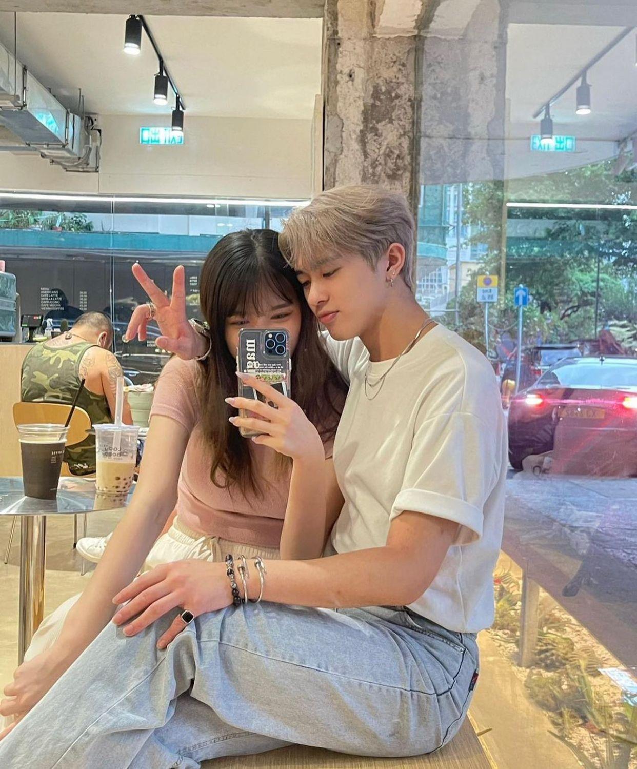 瑞銘大方地公開與女友的甜蜜合照。