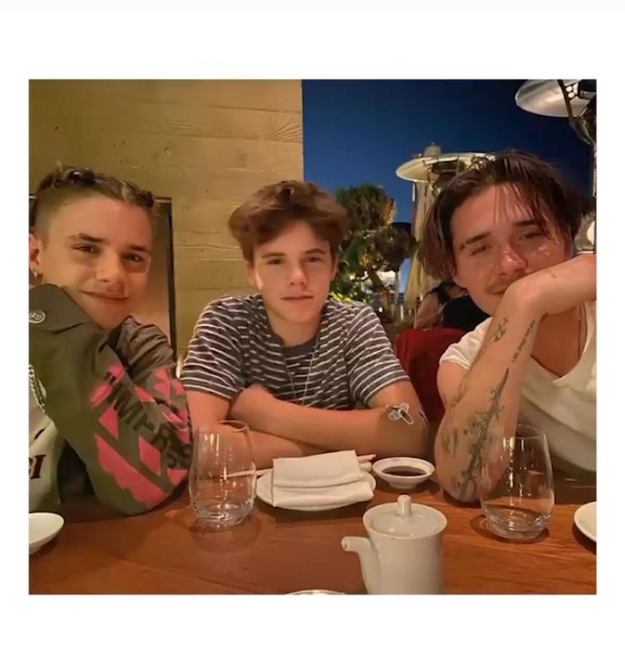 碧咸夫婦回顧寶貝仔的成長過程。