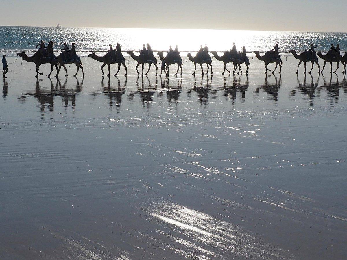 澳洲布魯姆的凱布爾海灘(Cable Beach)
