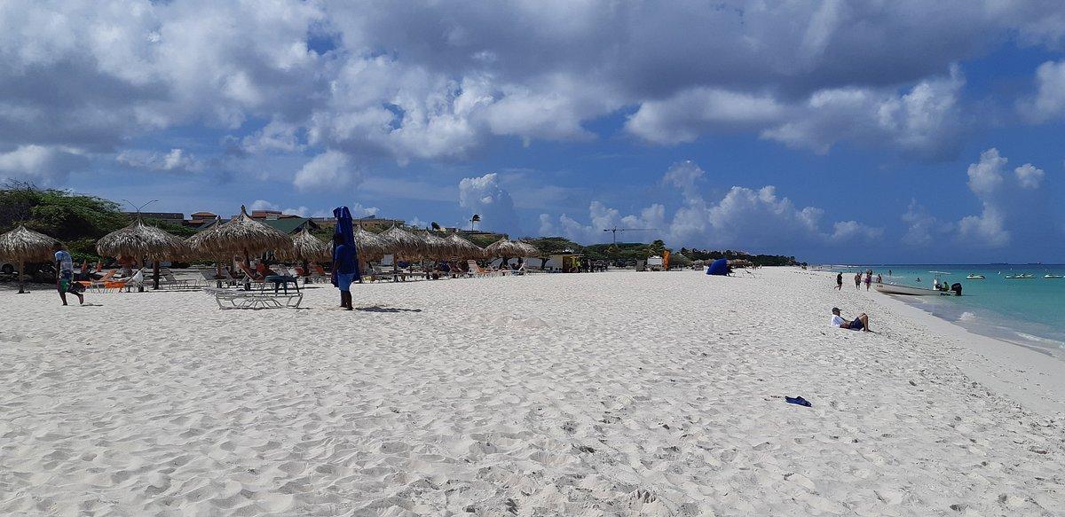 荷屬加勒比海島嶼阿魯巴(Aruba)鷹海灘(Eagle Beach)