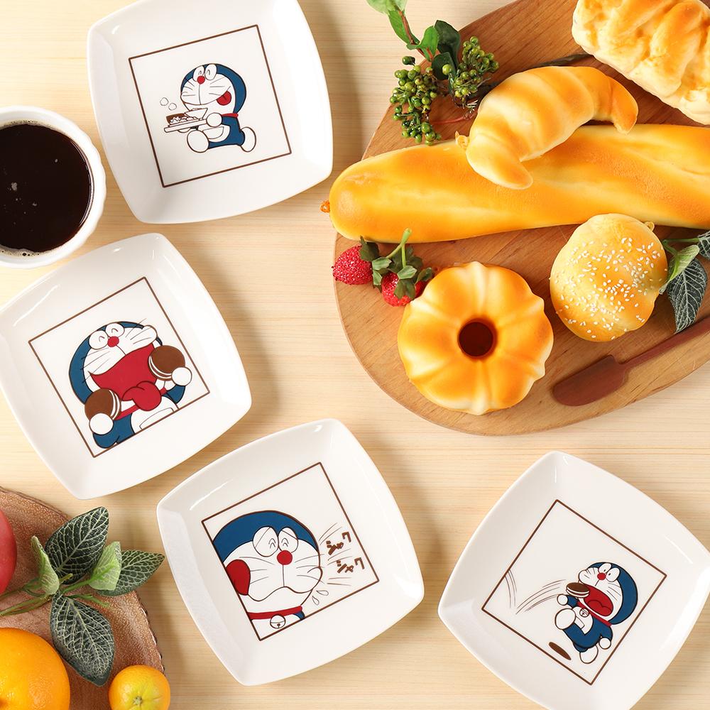 多啦A夢未來百貨公司期間限定店|多啦A夢美食系列盤子 各$150