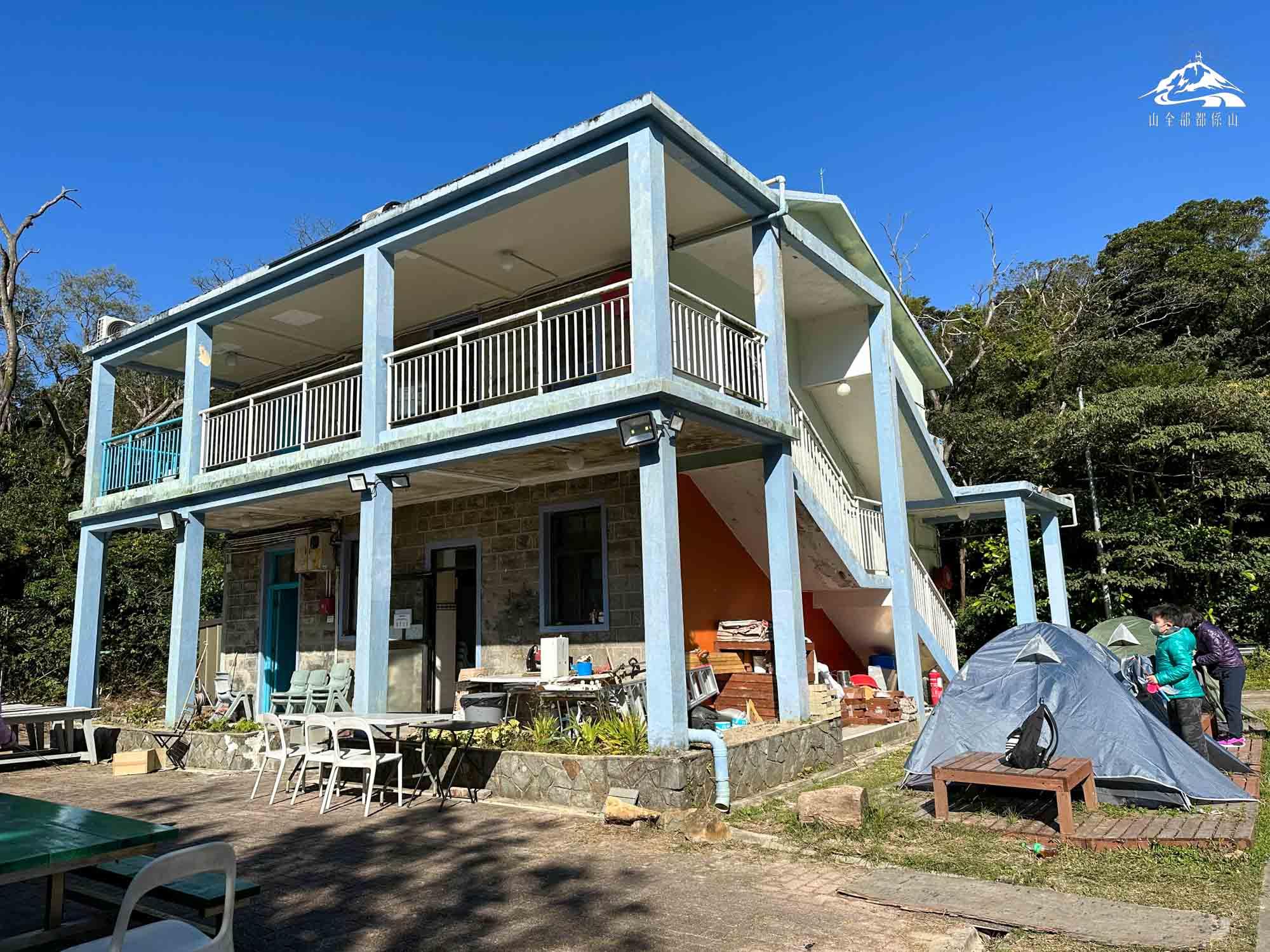 14昂坪青年旅舍設燒烤爐