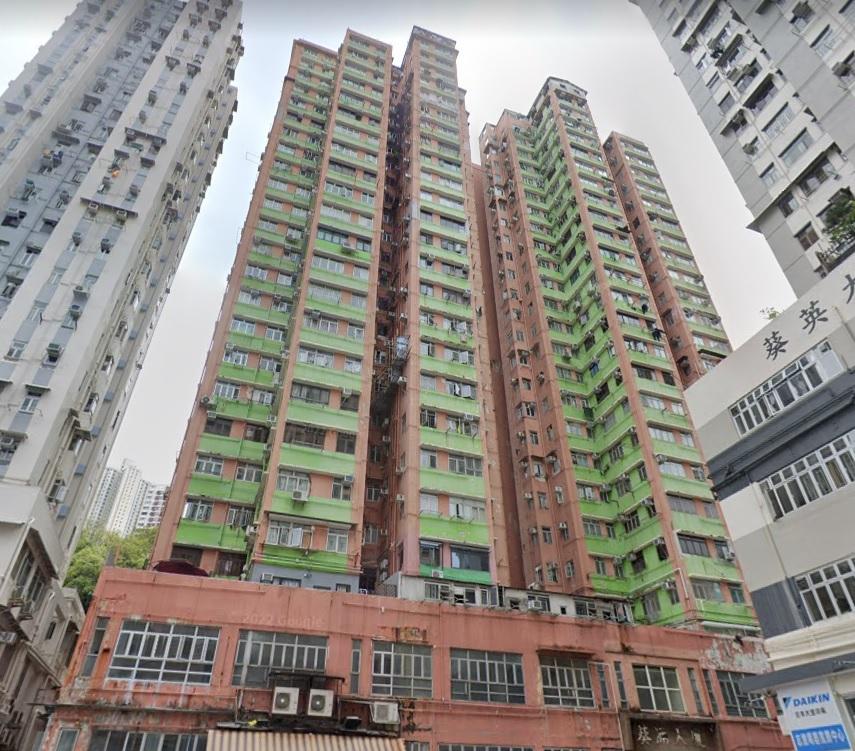 雖然葵涌單幢物業葵涌大廈樓齡接近49年,但單位實用率高,日常出入和購物都方便。(資料圖片)