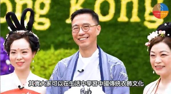 文體旅局官員化身「三劍俠」宣傳花展。(文體旅局FB影片截圖)