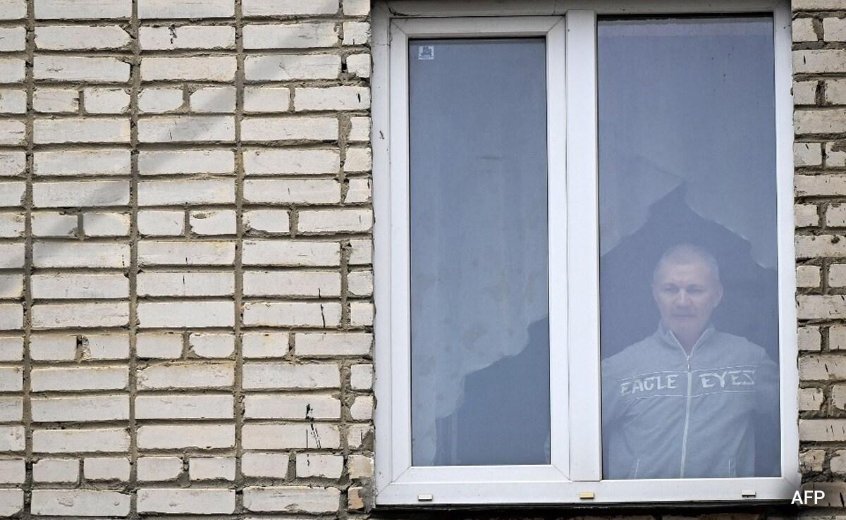 局方月初將Moskalyov軟禁在家,Masha則被送到兒童院。(網上圖片)