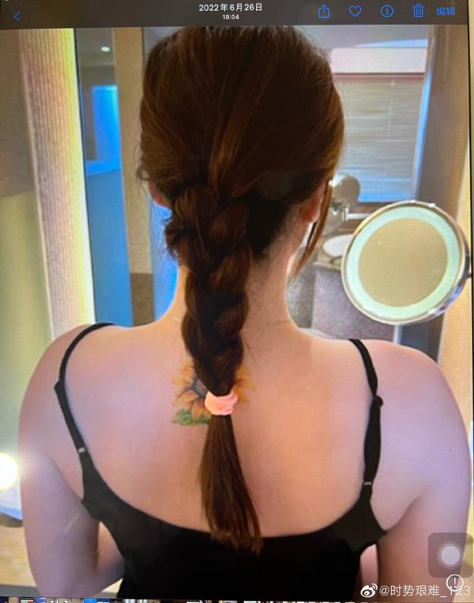 中國女籃李夢被爆做情婦與前領隊裸聊,正宮貼圖爆料大反擊(微博圖片)