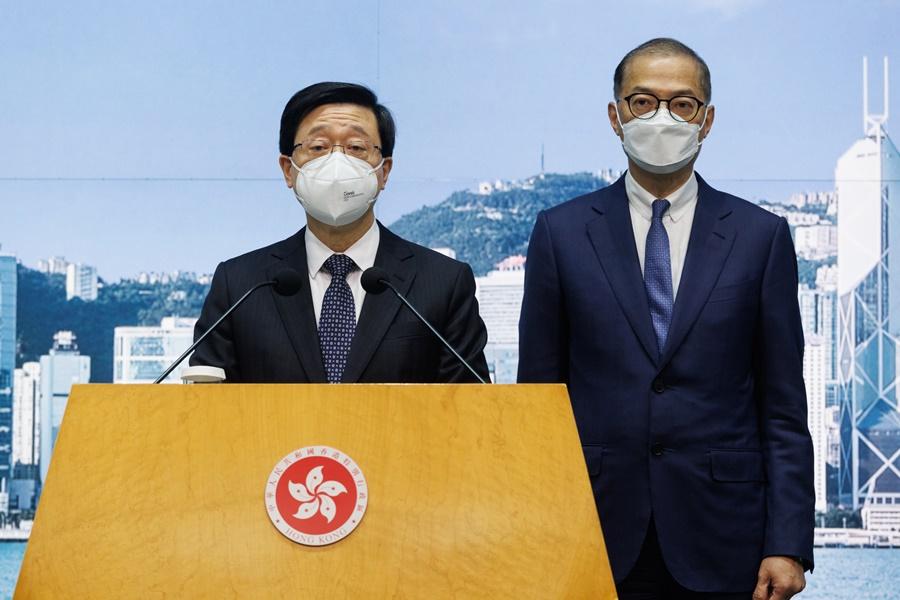 盧寵茂接受傳媒訪問,回應他推出的防疫措施,不久後被特首李家超推翻的說法。(資料圖片)