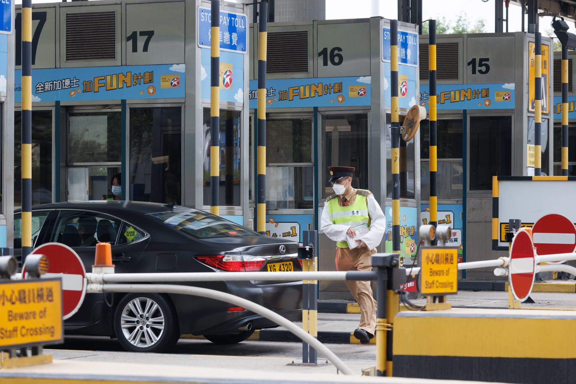 政府公布三隧分流收費方案,首階段會在8月2日實施,屆時私家車西隧收費會減至60元。(蘇文傑攝)