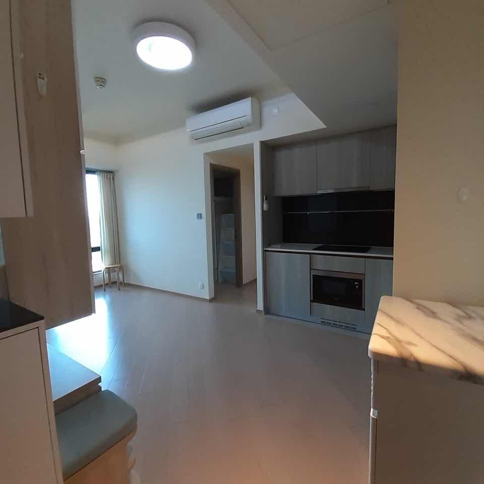 單位附有部分傢俬和基本電器,簇新又實用。